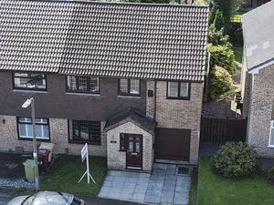 Front External- click for photo gallery